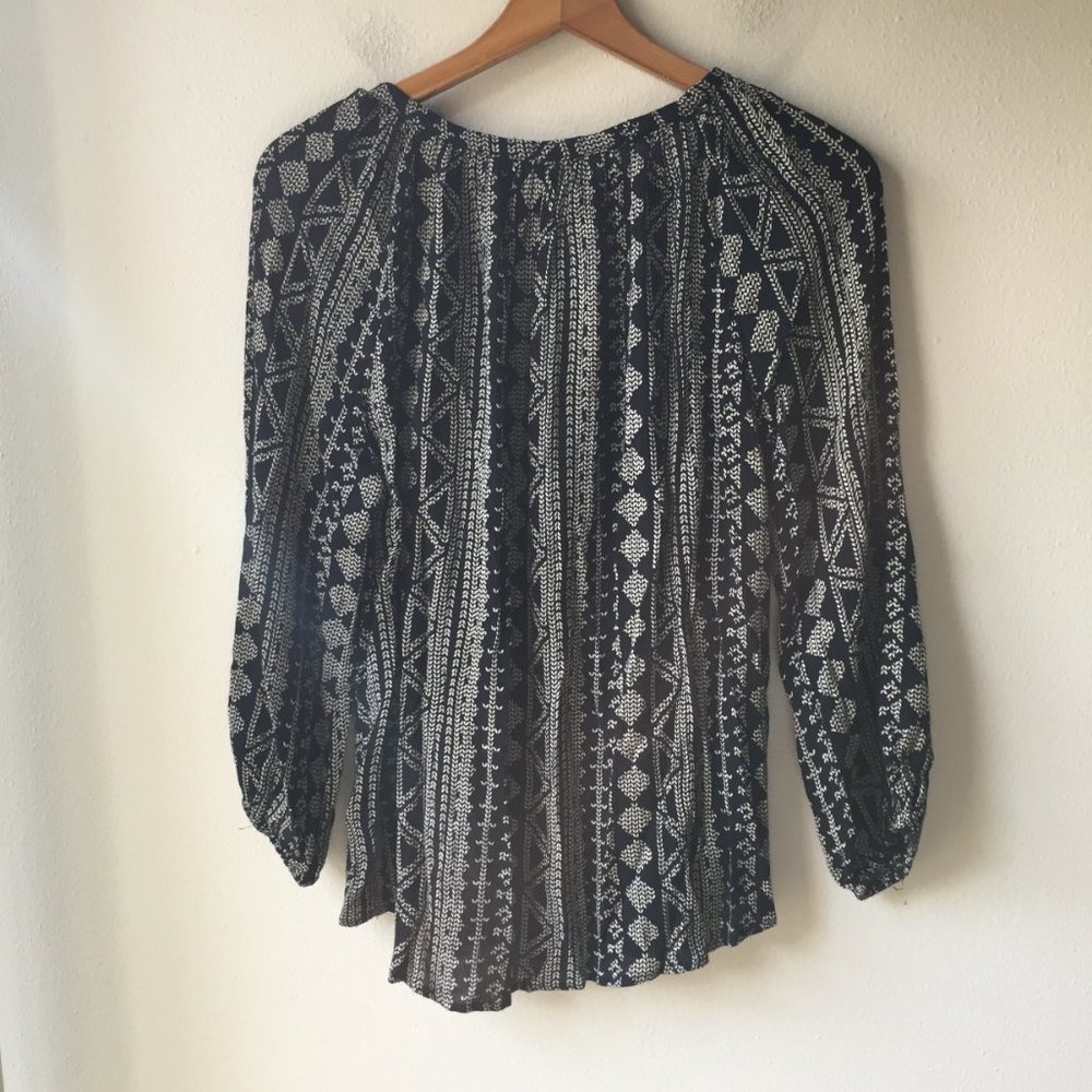 Velvet by Graham & Spencer Dominica Peasant Blouse - Picture 5 of 8